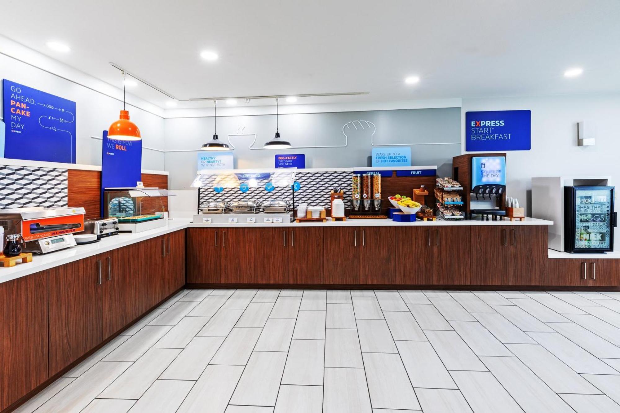 Holiday Inn Express Harvey-Marrero By Ihg Экстерьер фото